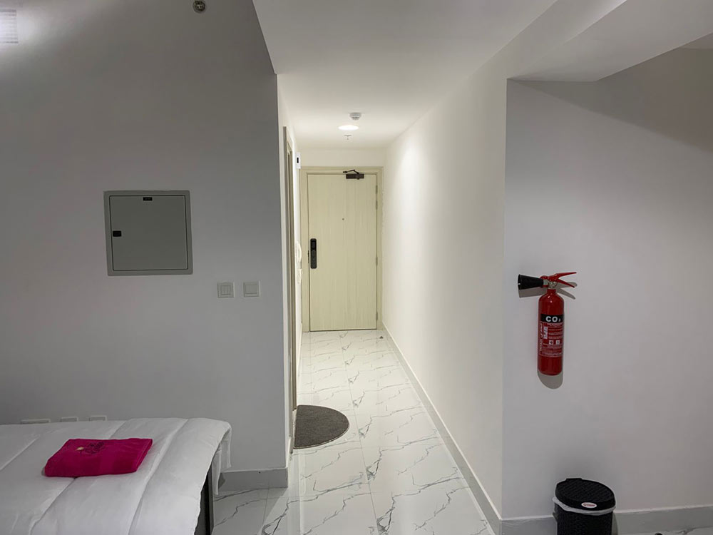One-bedroom-studio-apartment-overlooking-the-city2