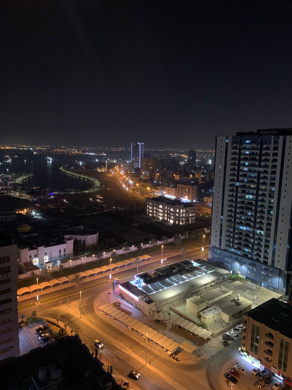 One-bedroom-studio-apartment-overlooking-the-city6